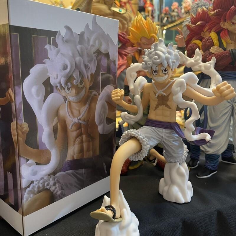 Bandai One Piece Running Nika  - Running Gear In Japan recensione e prezzo